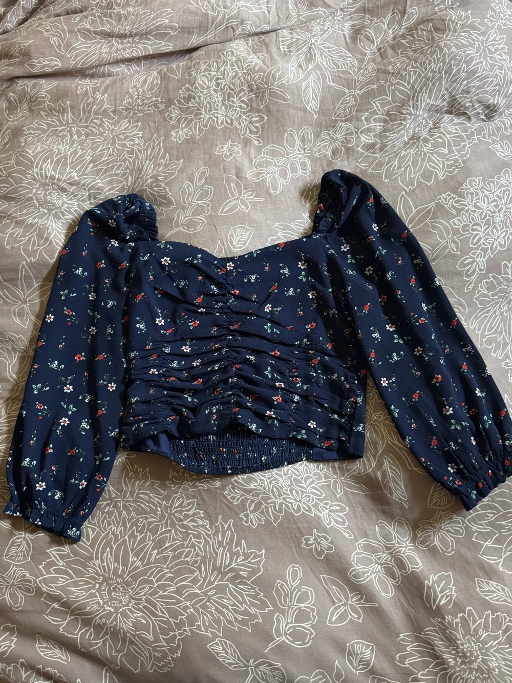 Kaii Navy Floral Ruched Puff-Sleeve Crop Top